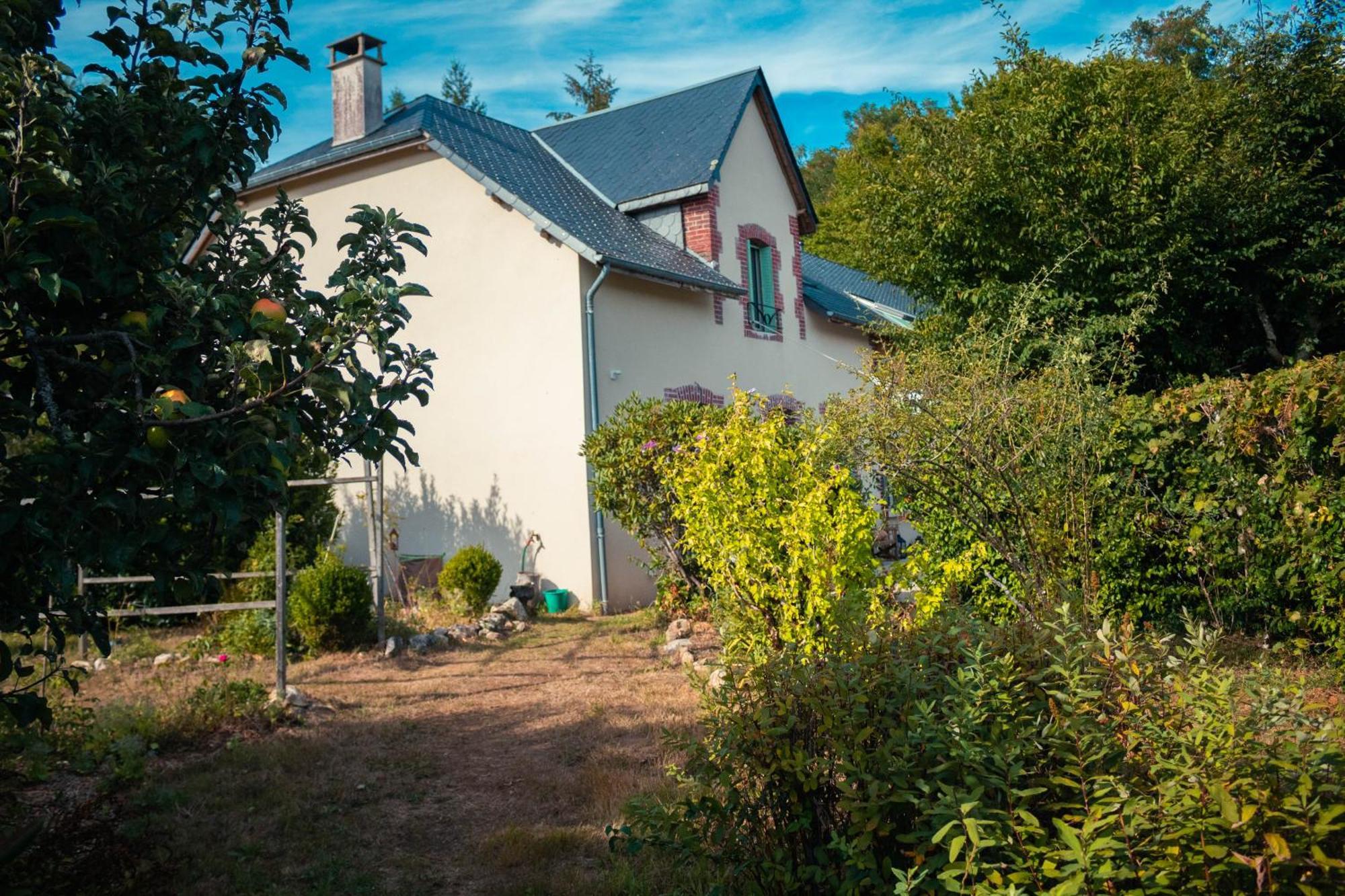 Les Jardins De Nanine Bed & Breakfast Lapleau ภายนอก รูปภาพ